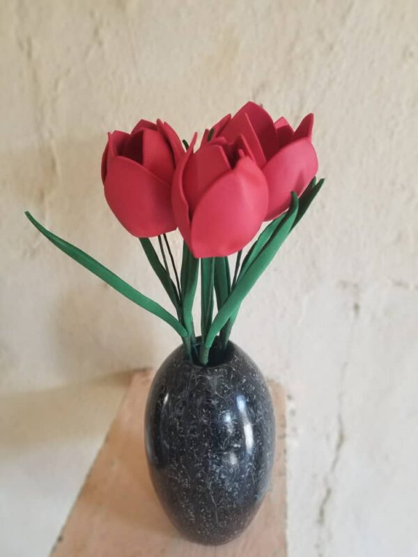 Búcaro de Tulipanes