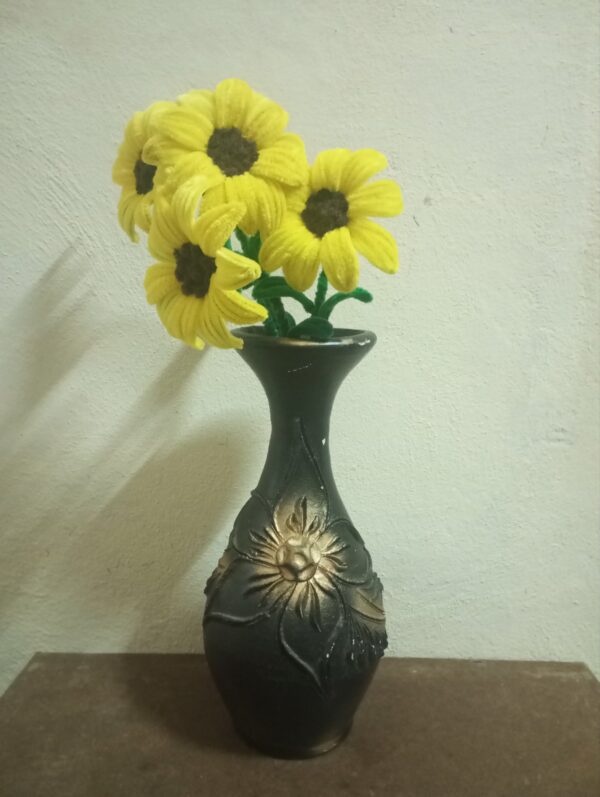 Búcaro con Girasoles